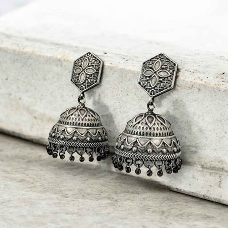 QUEEN OF MY CASTLE - CORINAA