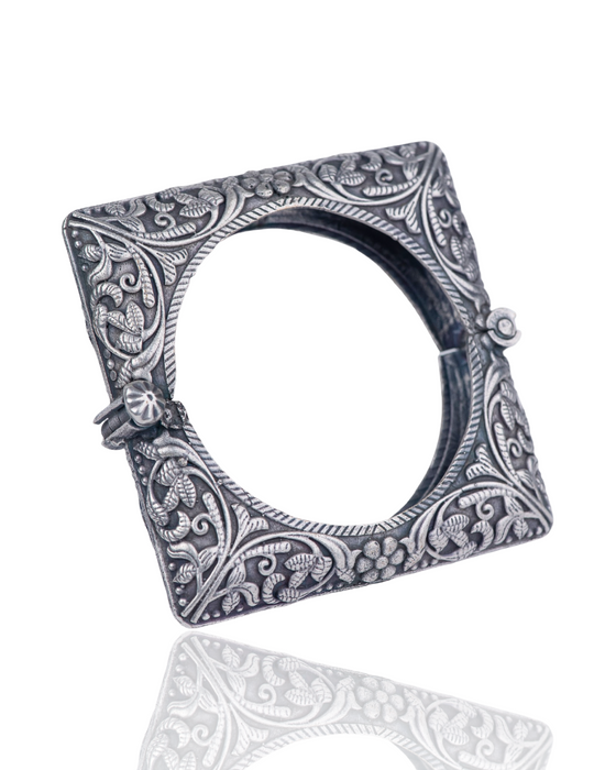 UNFORGETTABLE - CORINAA