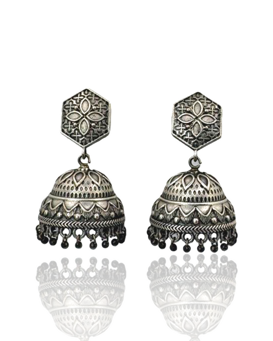 QUEEN OF MY CASTLE - CORINAA